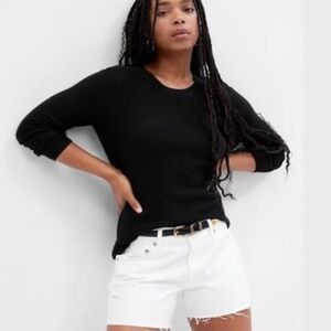 GAP Black Crewneck Sweater Long sleeves Medium